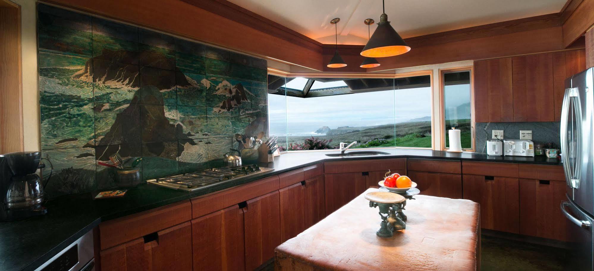 The Inn At Newport Ranch Форт Браг Екстериор снимка